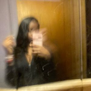 Meet your Posher, Deandrea